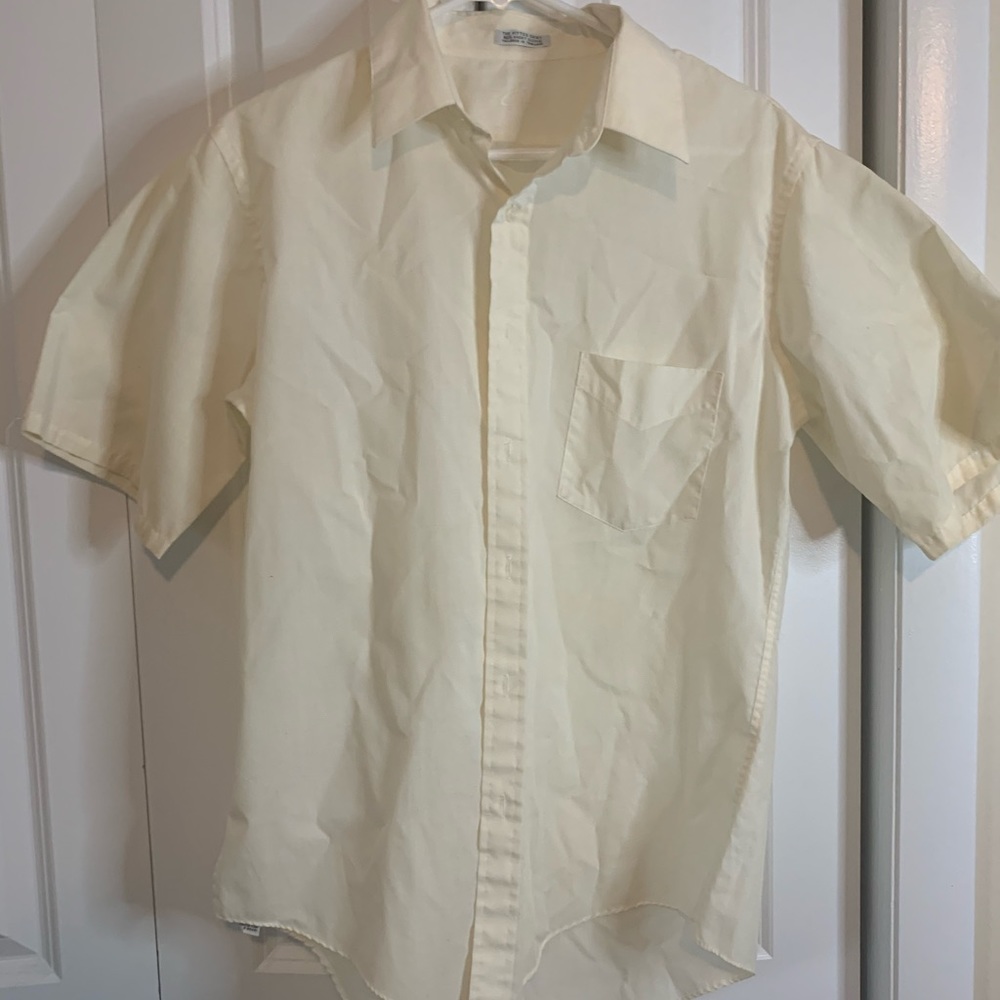 Light weight men’s polo